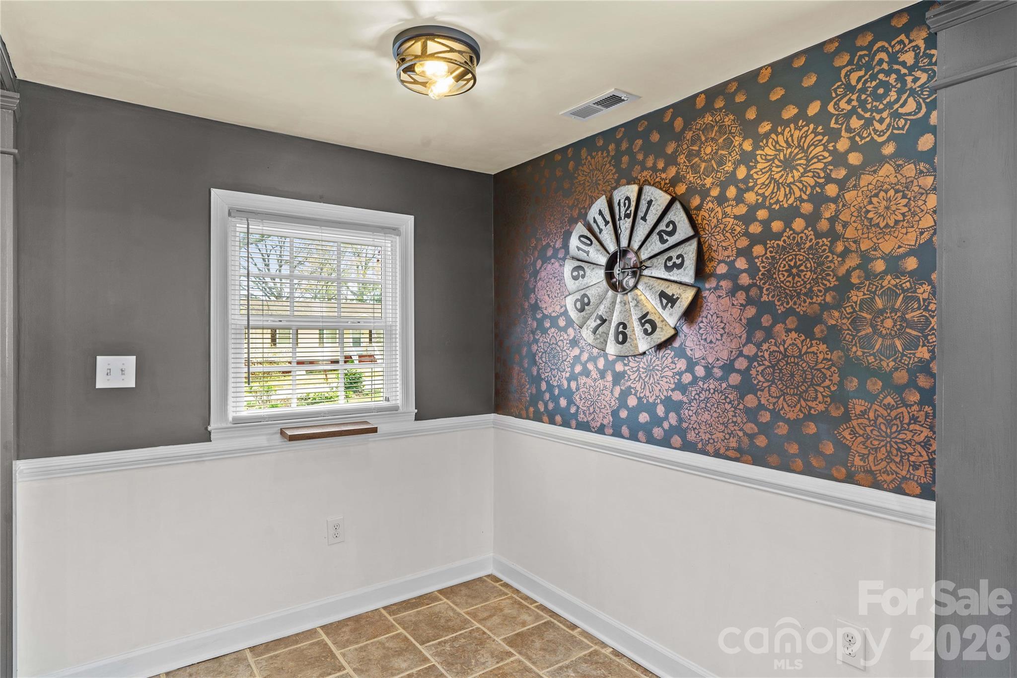 931 Wood Street Statesville NC 28677