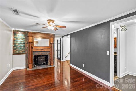 931 Wood Street Statesville NC 28677