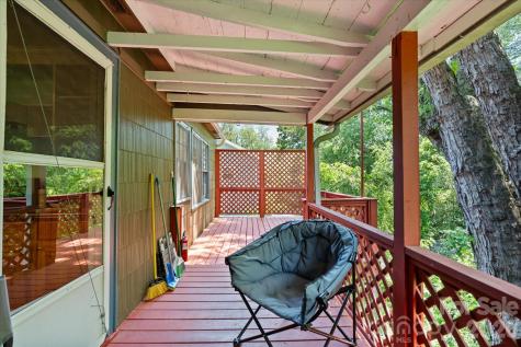 224 Aurora Drive Asheville NC 28805