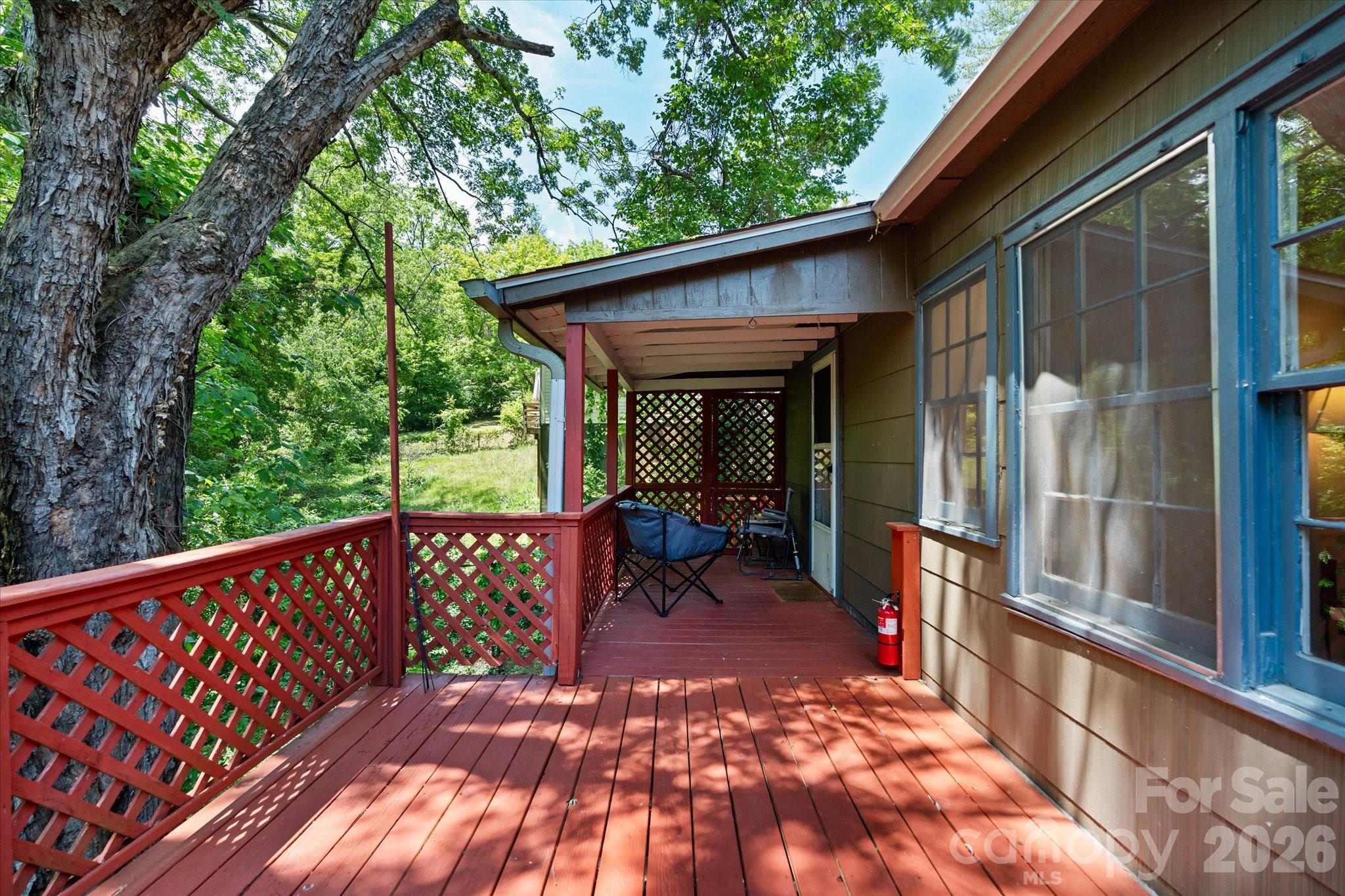224 Aurora Drive Asheville NC 28805