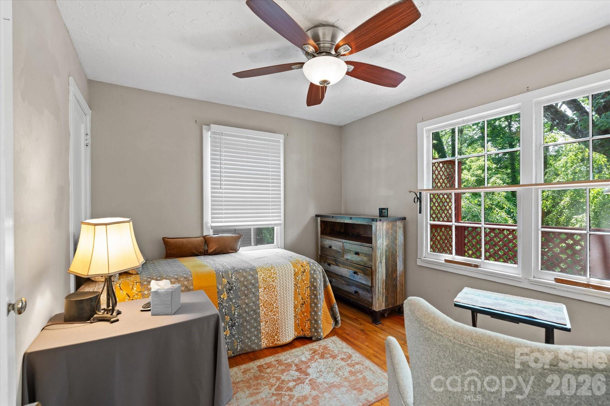 224 Aurora Drive Asheville NC 28805