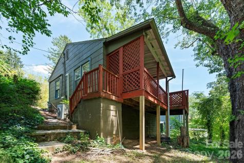 224 Aurora Drive Asheville NC 28805