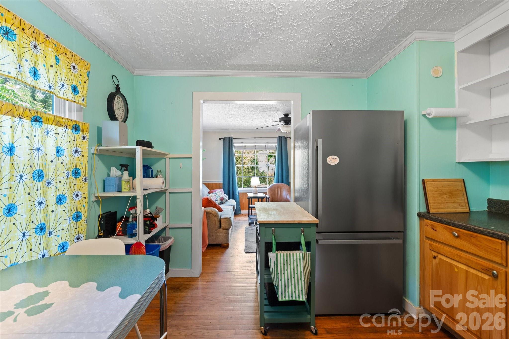224 Aurora Drive Asheville NC 28805
