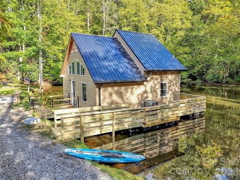 535 Hemlock Loop Maggie Valley NC 28751
