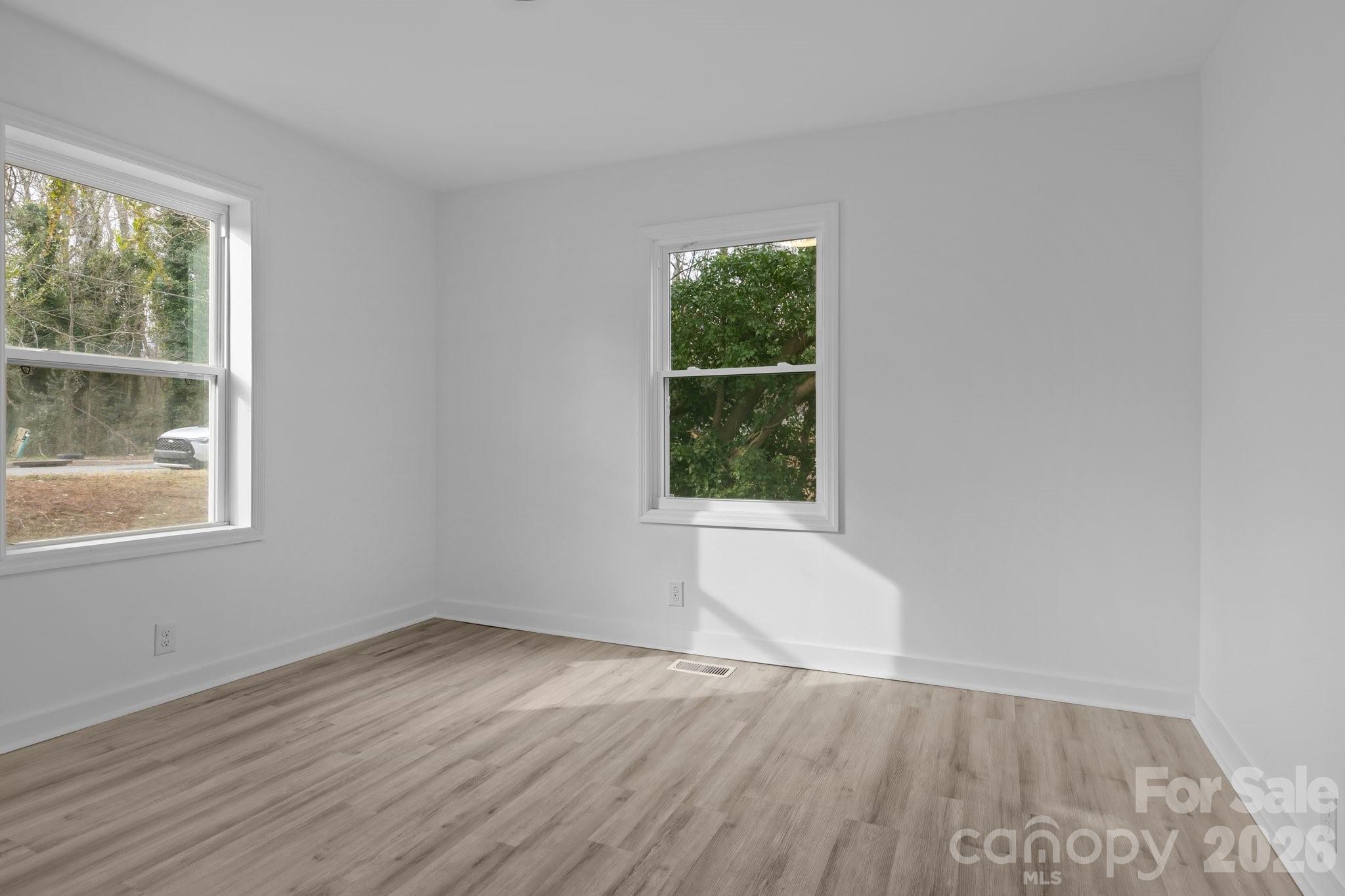 621 E Sharpe Street E Statesville NC 28677