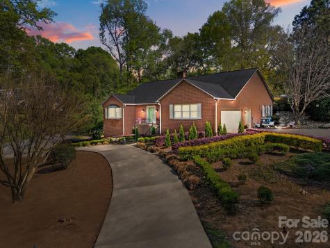 961 Confederate Avenue Salisbury NC 28144