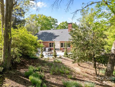 961 Confederate Avenue Salisbury NC 28144