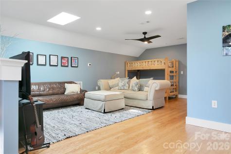 71 Hidden Pond Lane Brevard NC 28712