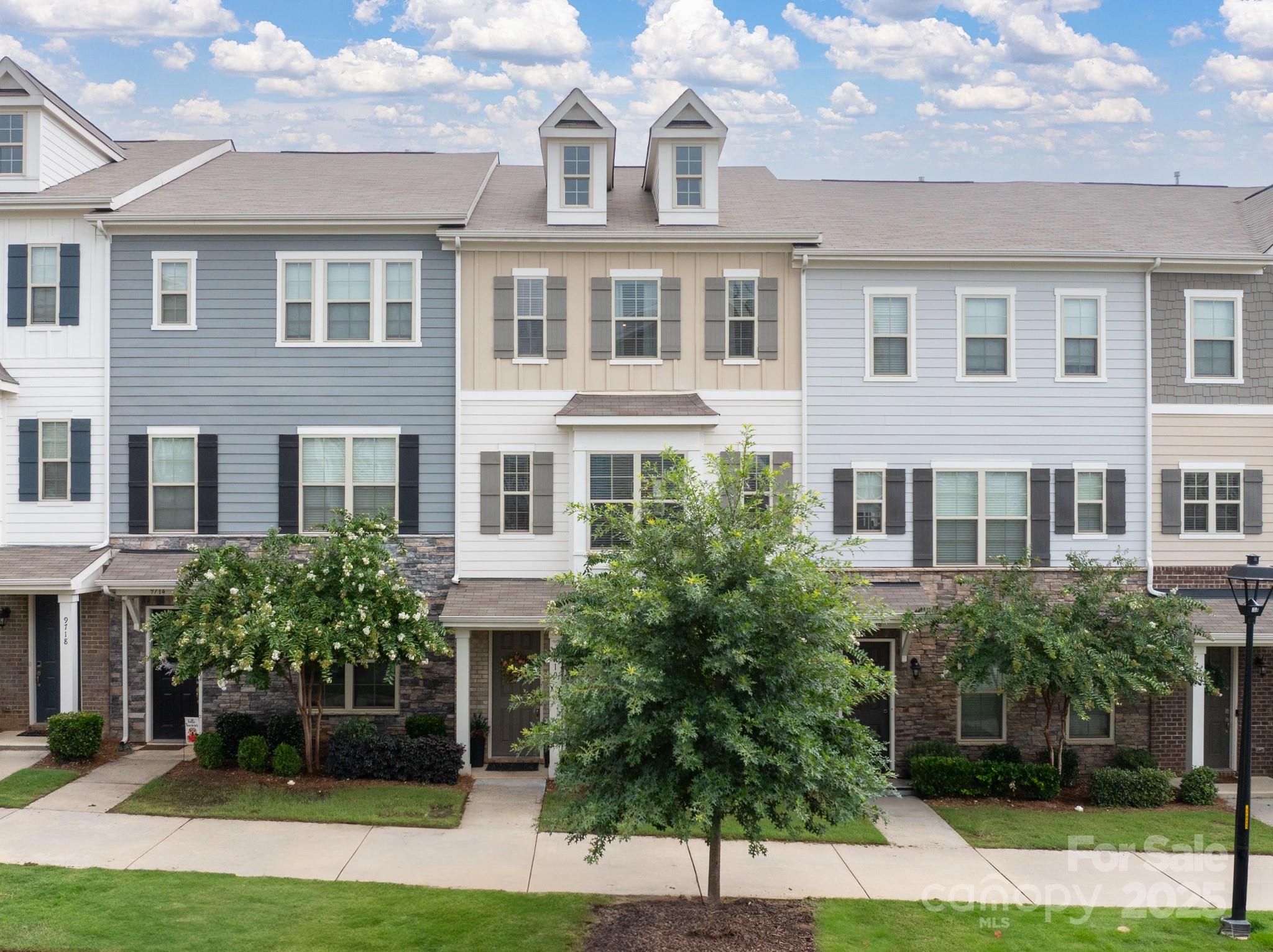 9710 Ainslie Downs Street Charlotte NC 28273