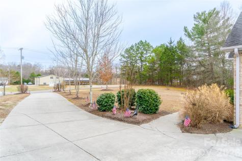 377 Concrete Works Road Winston Salem NC 27107