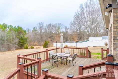 377 Concrete Works Road Winston Salem NC 27107