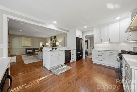 10138 Waterbrook Lane Charlotte NC 28277