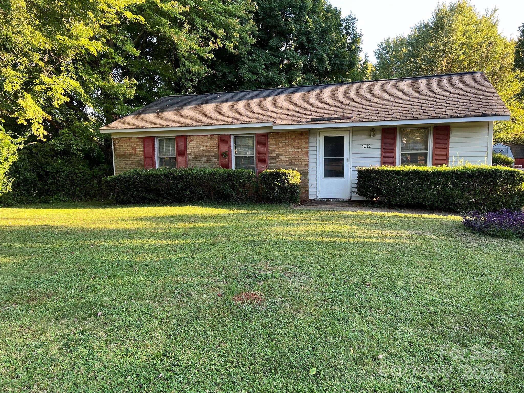 1012 Afternoon Court Charlotte NC 28216