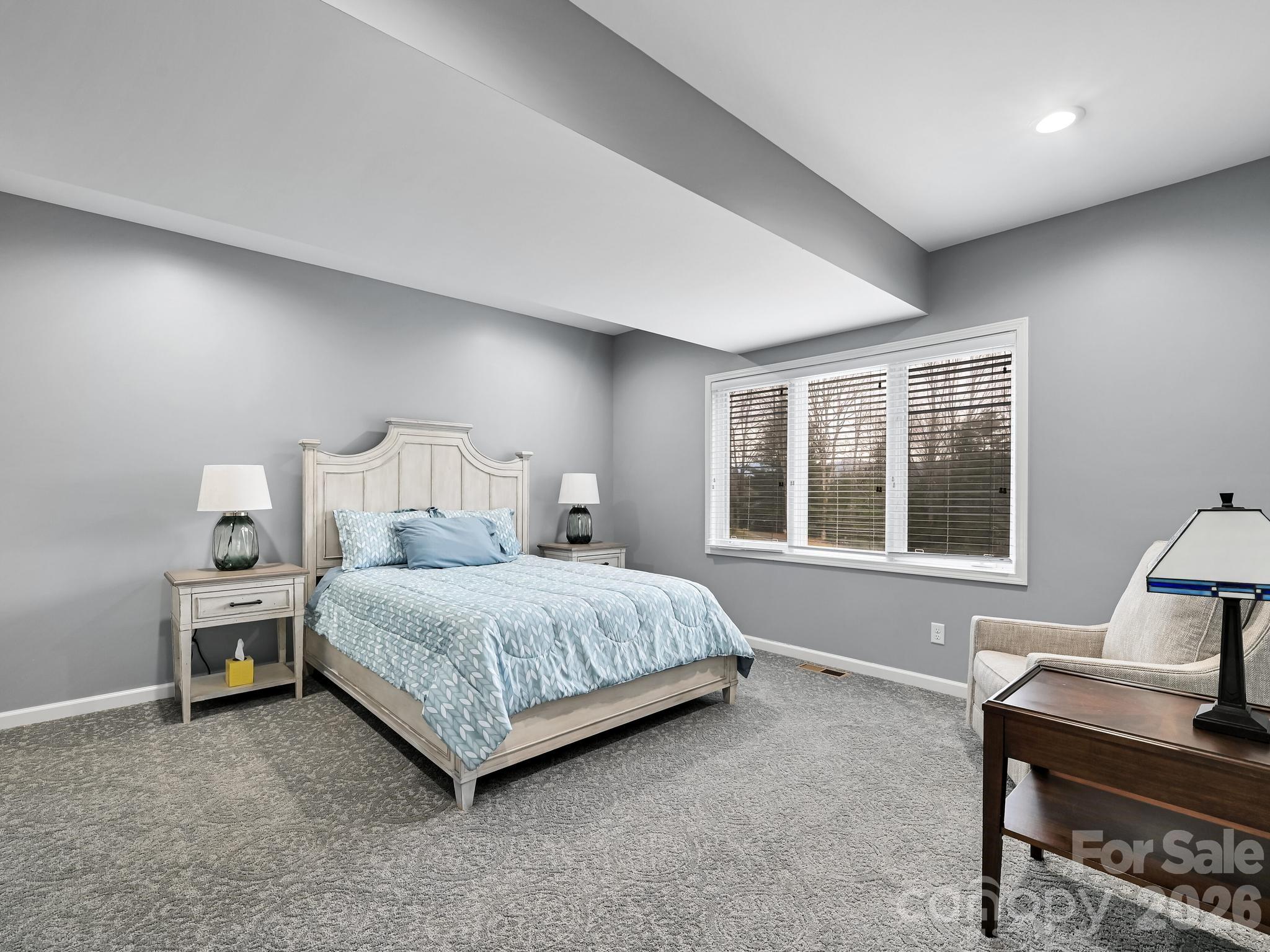 2208 E Cumming Woods Lane Hendersonville NC 28739