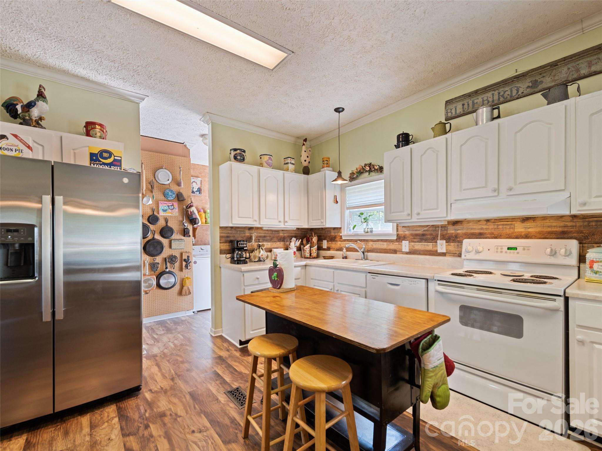 32 Perseverance Drive Canton NC 28716