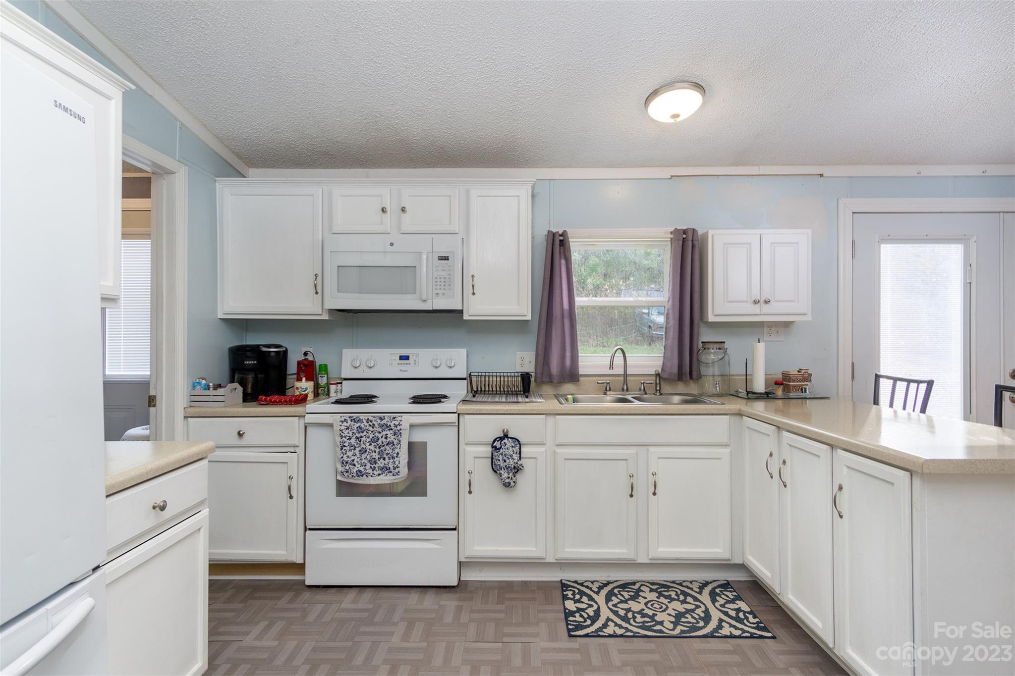 380 Old Linville Road Marion NC 28752