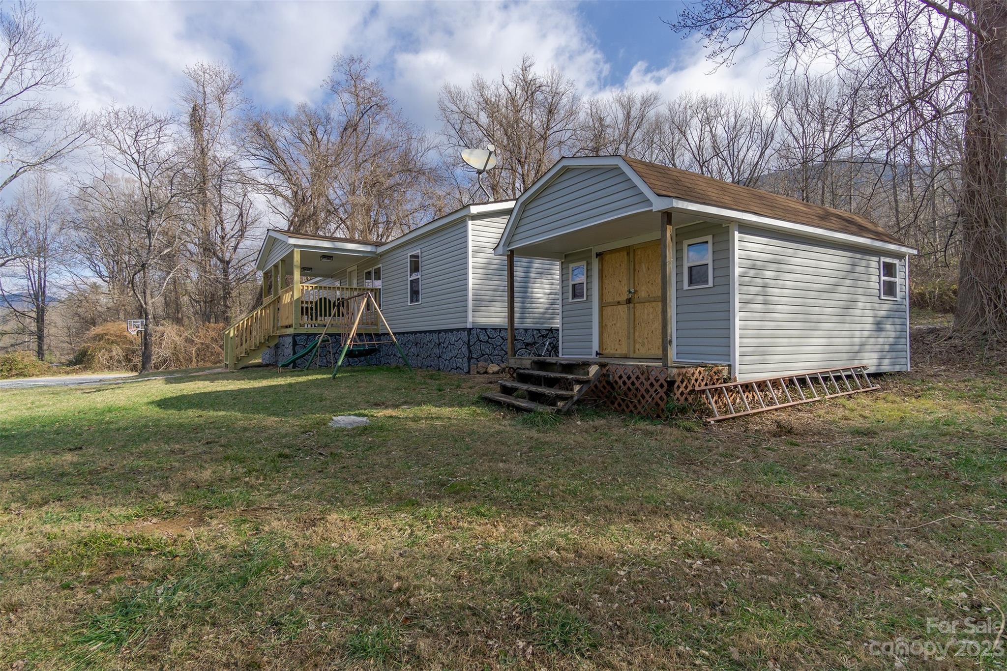 380 Old Linville Road Marion NC 28752