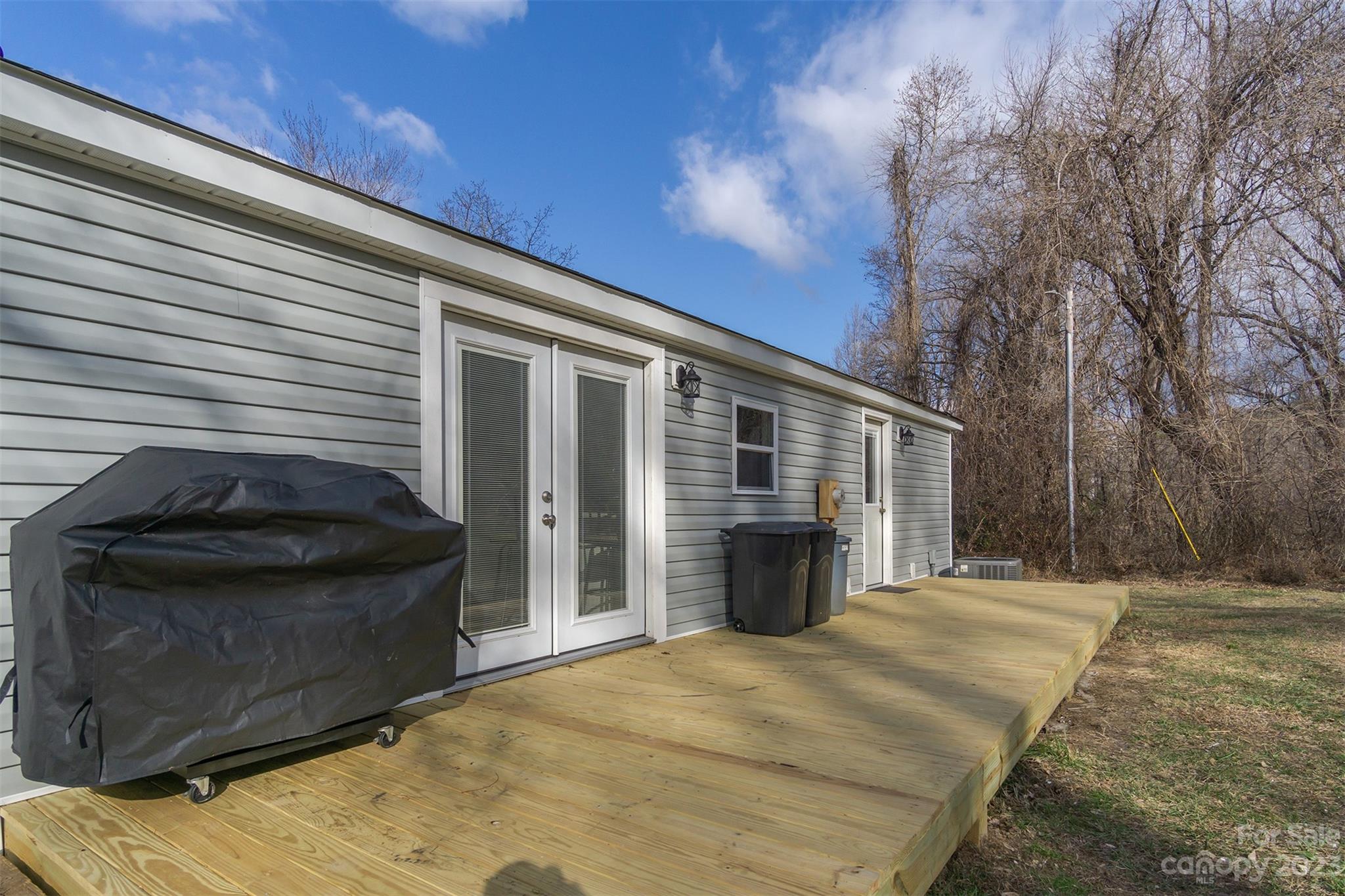 380 Old Linville Road Marion NC 28752