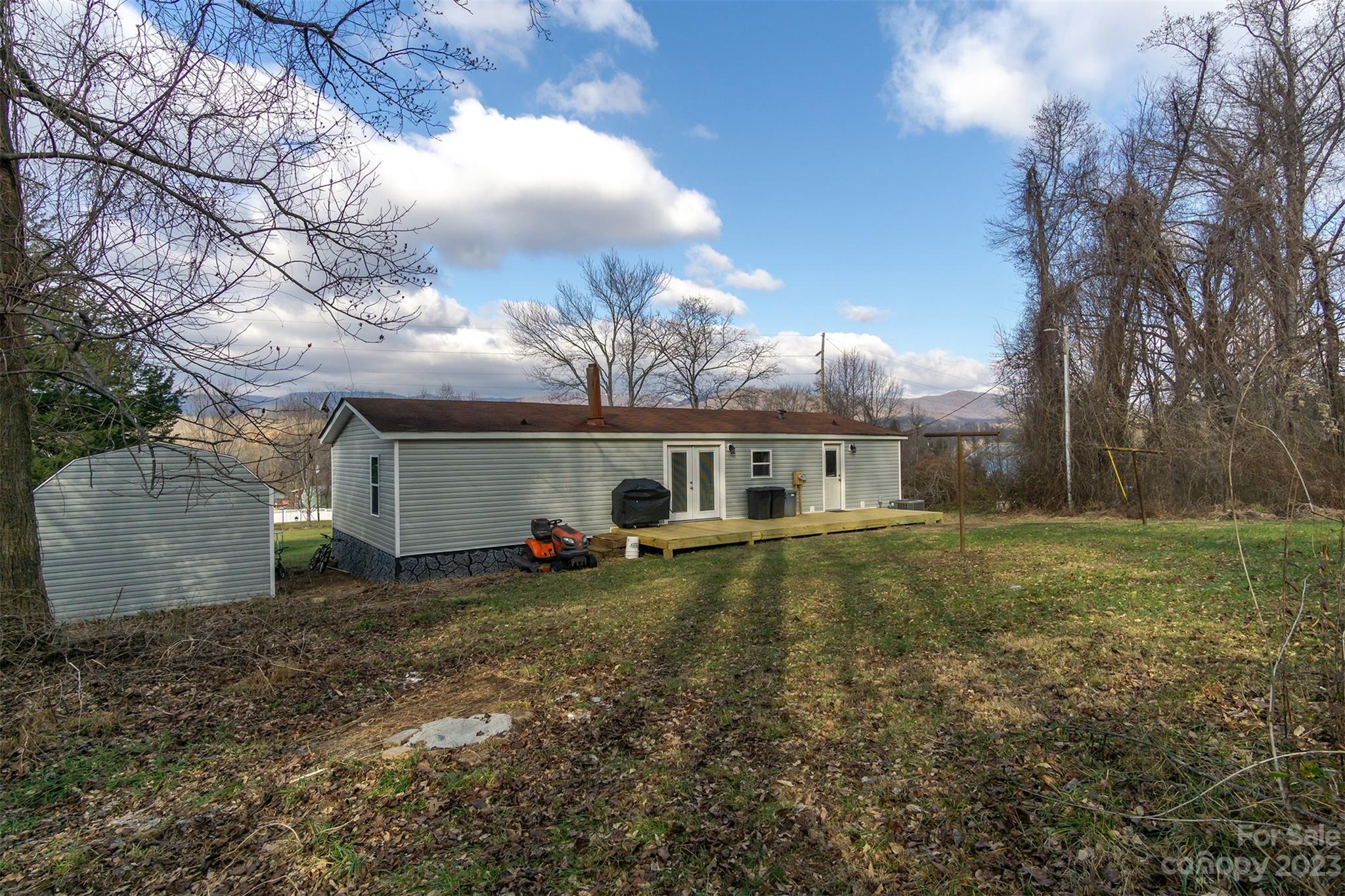 380 Old Linville Road Marion NC 28752