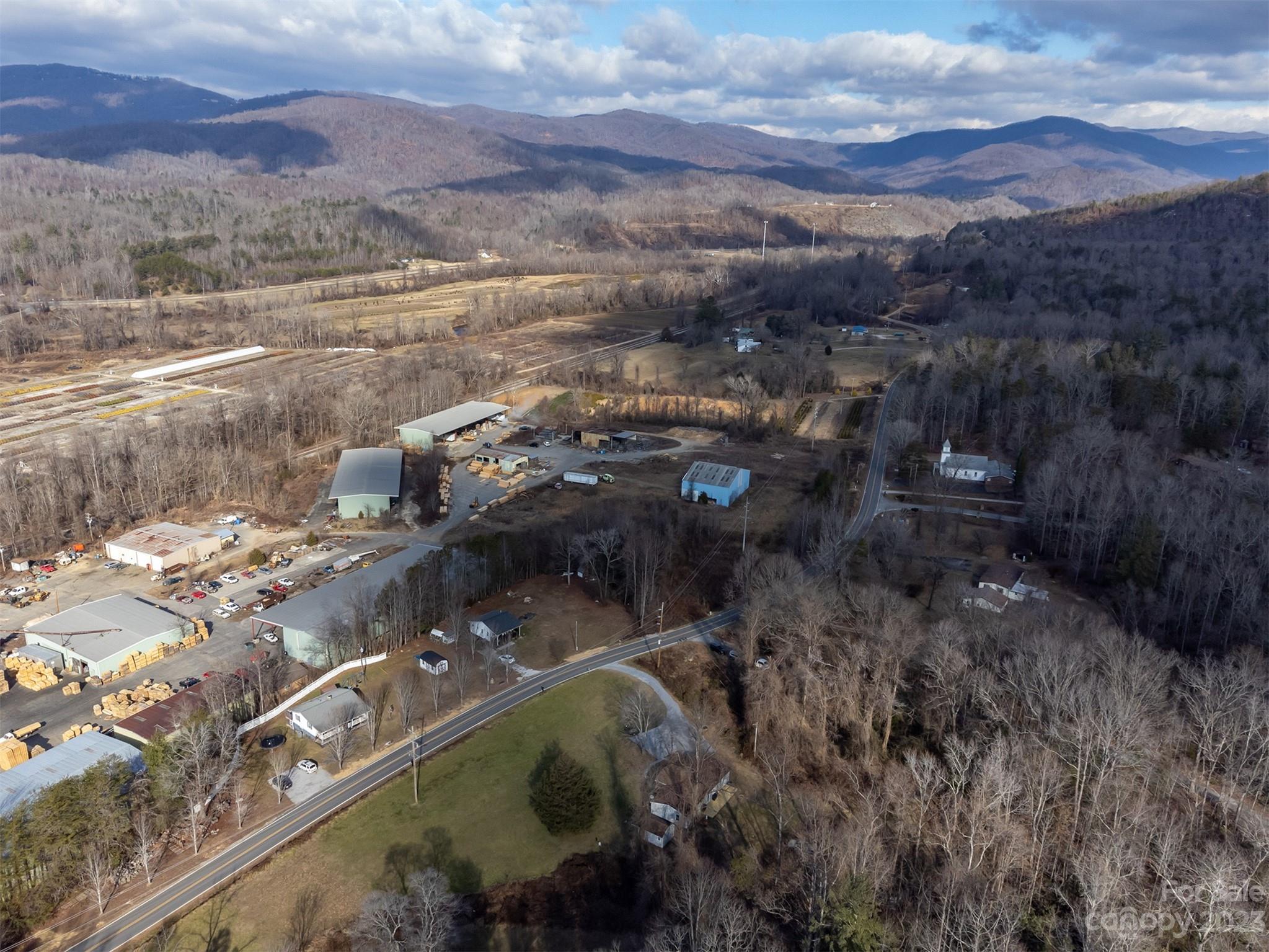 380 Old Linville Road Marion NC 28752