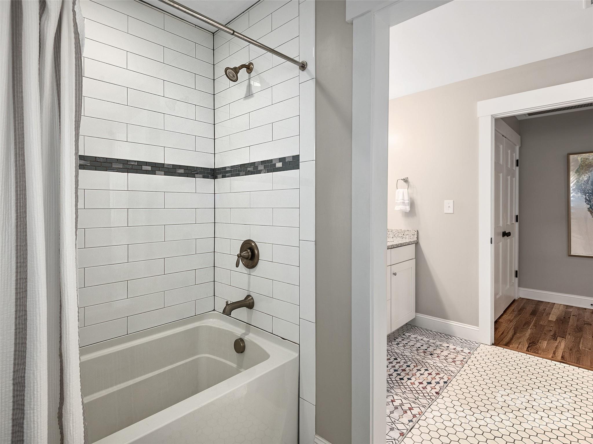 84 Bassett Road Asheville NC 28804