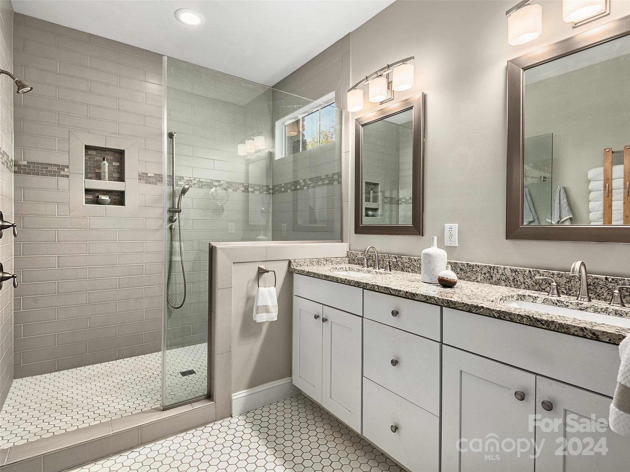84 Bassett Road Asheville NC 28804
