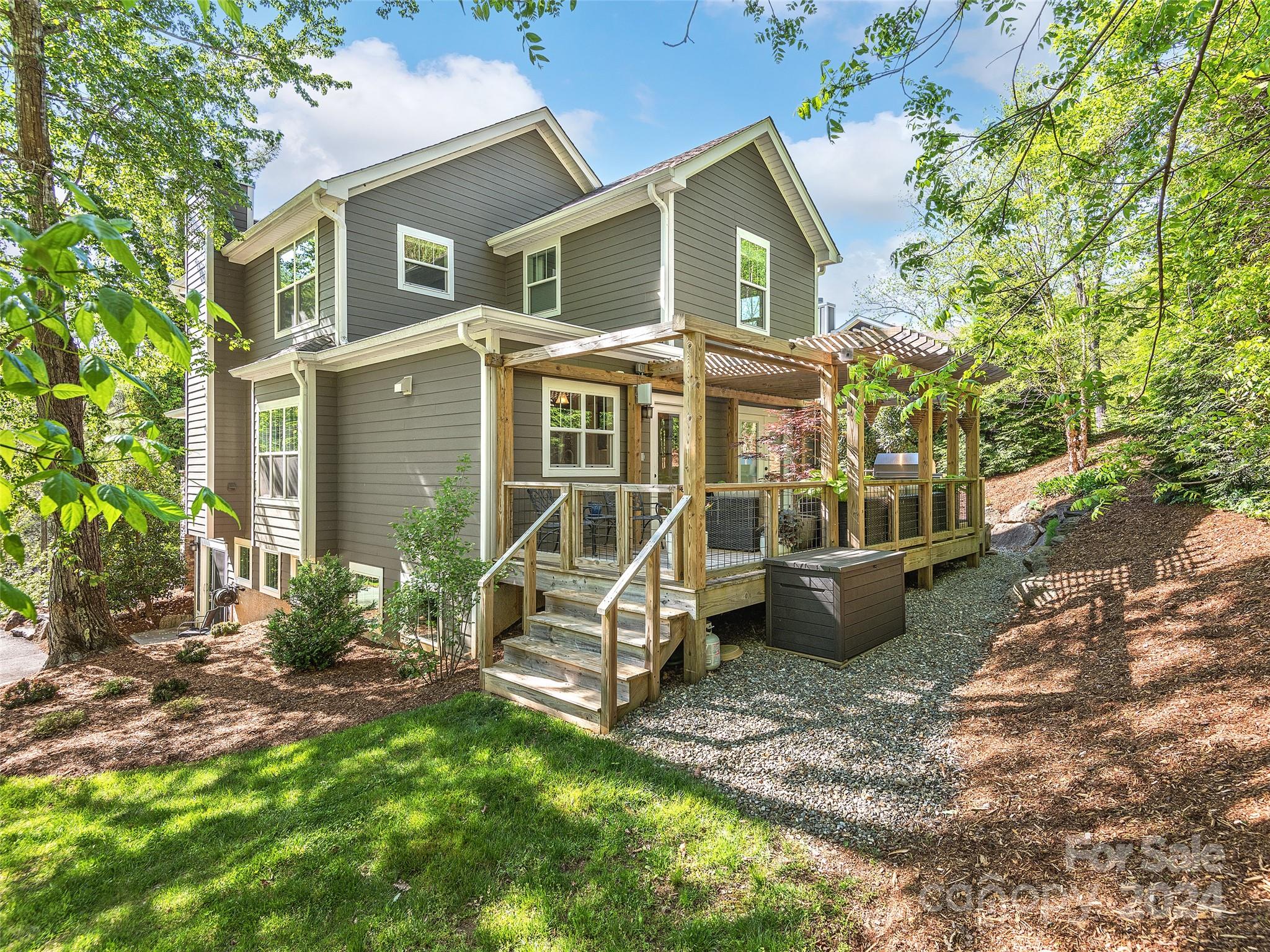 84 Bassett Road Asheville NC 28804