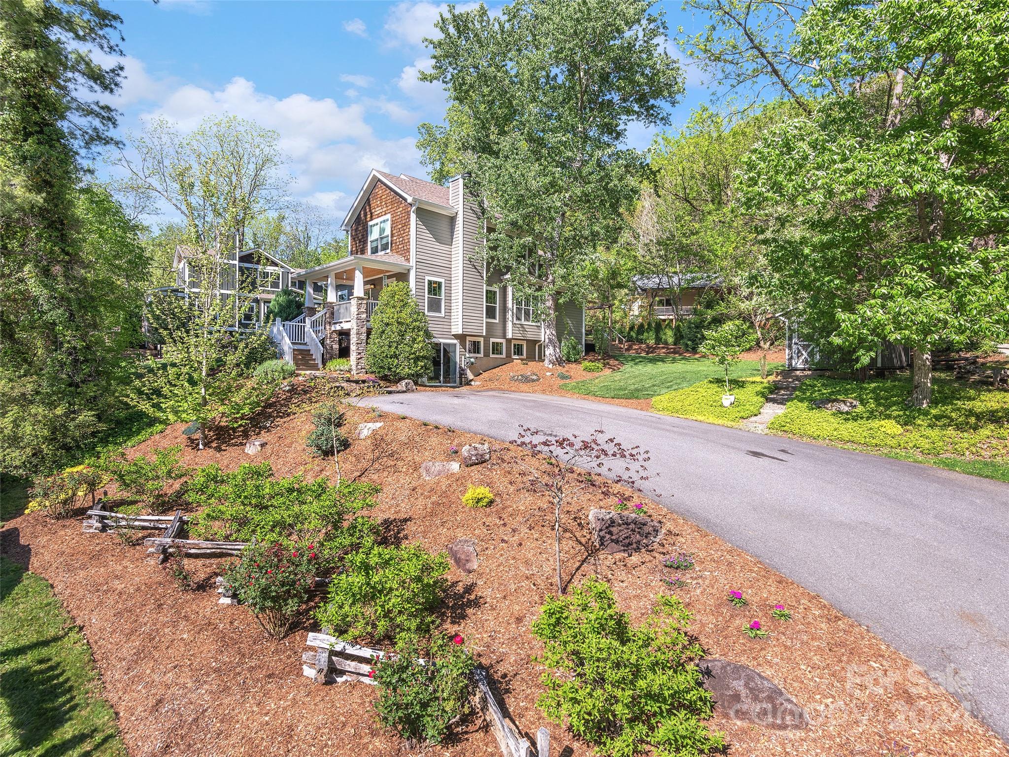 84 Bassett Road Asheville NC 28804
