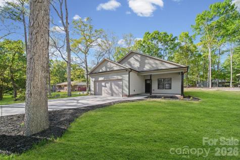 2119 Woodhurst Lane Albemarle NC 28001