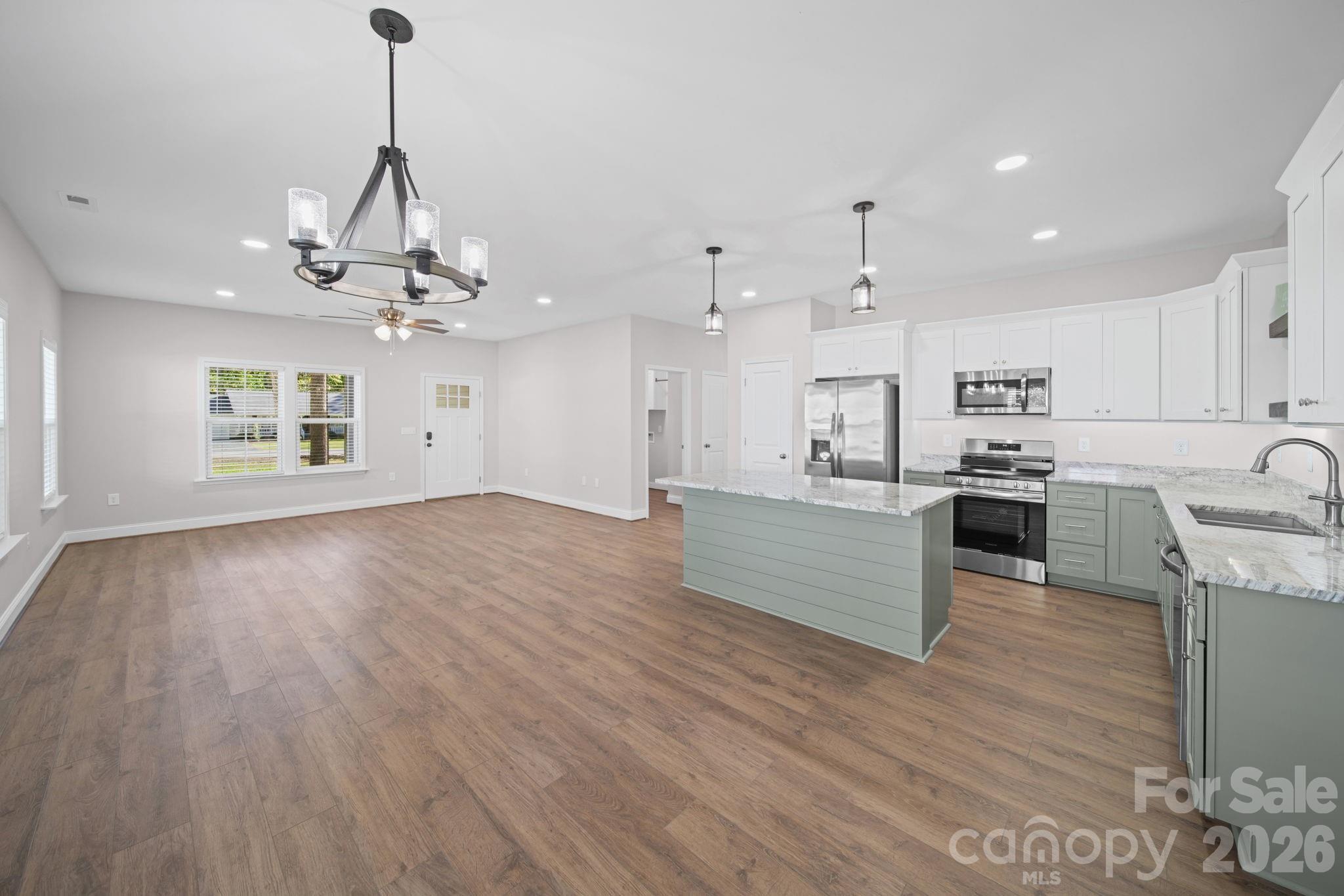 2119 Woodhurst Lane Albemarle NC 28001