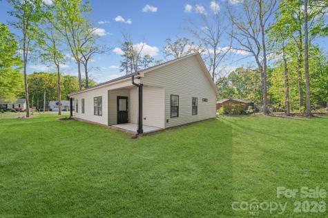 2119 Woodhurst Lane Albemarle NC 28001