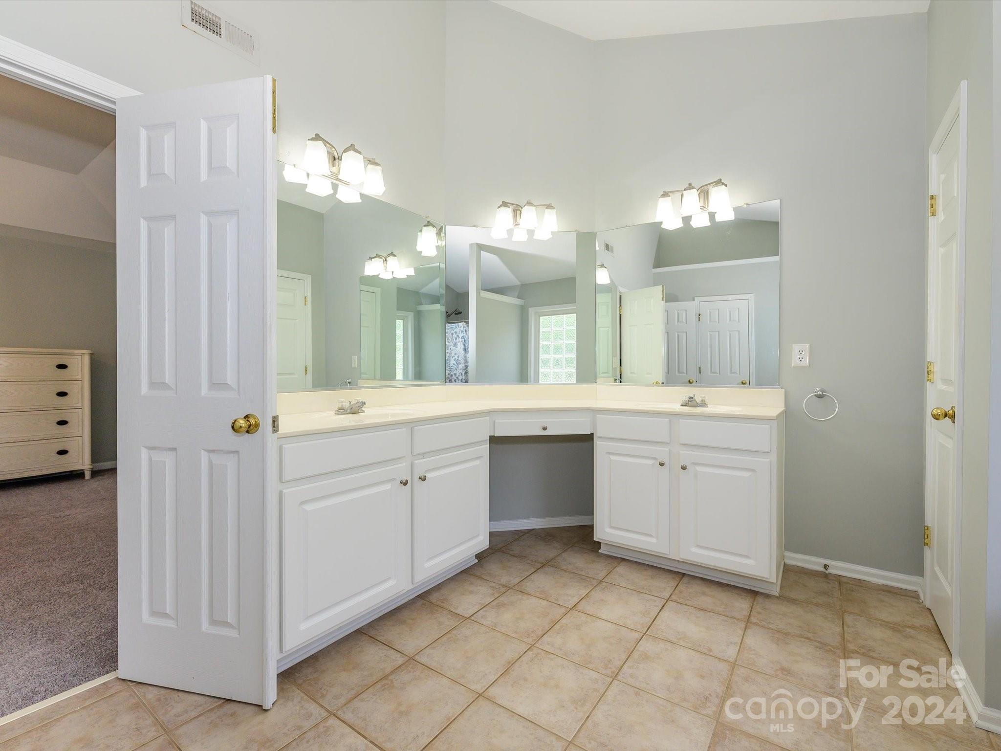 1103 Deep Hollow Court Waxhaw NC 28173