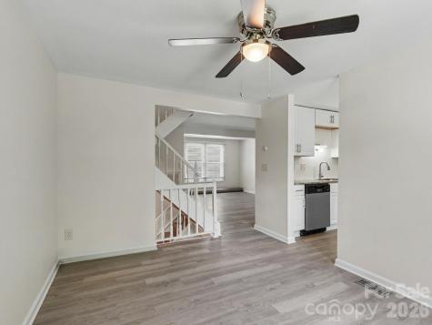 9416 Lexington Circle Charlotte NC 28213