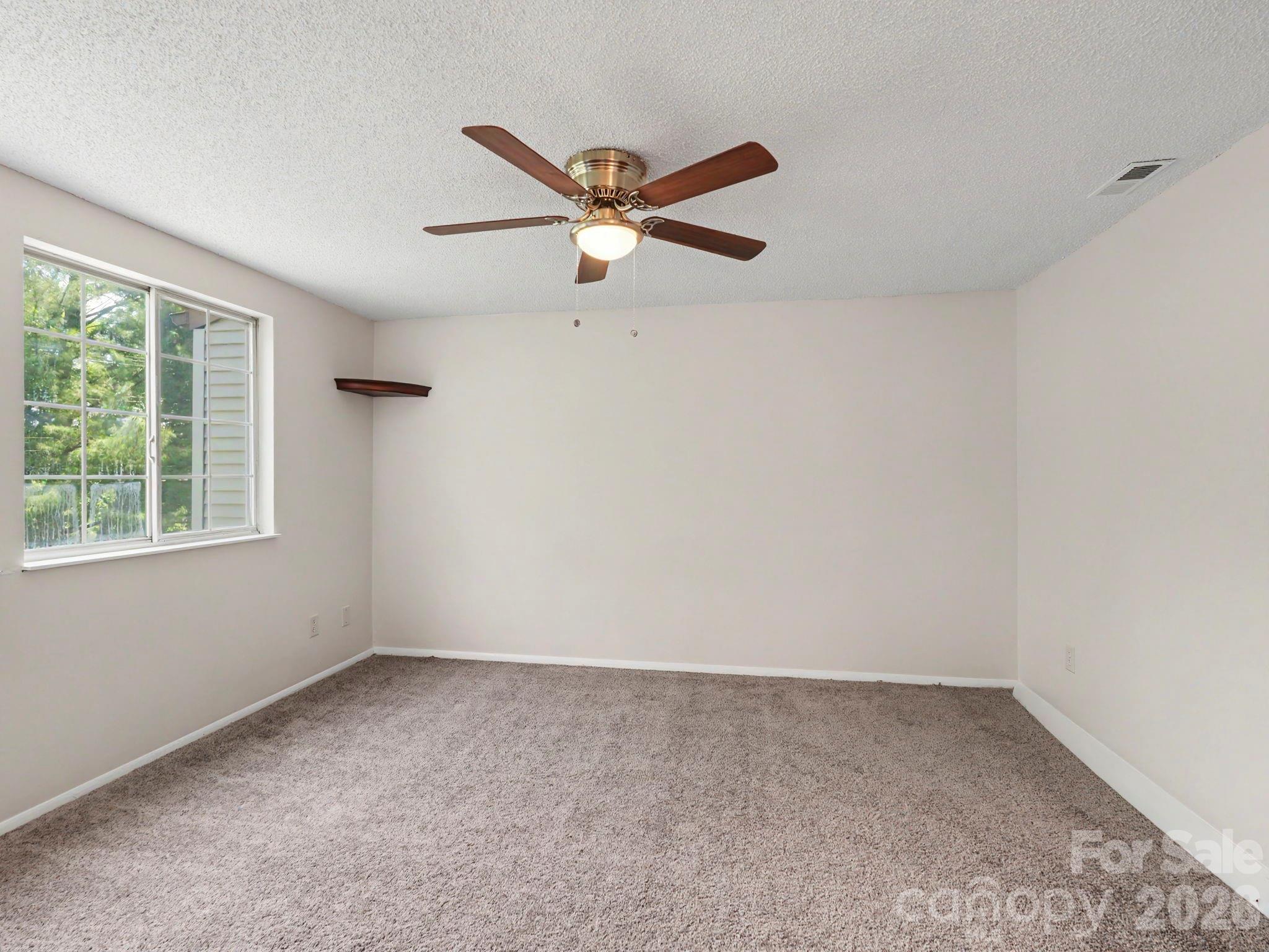 9416 Lexington Circle Charlotte NC 28213