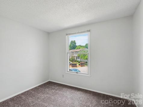 9416 Lexington Circle Charlotte NC 28213