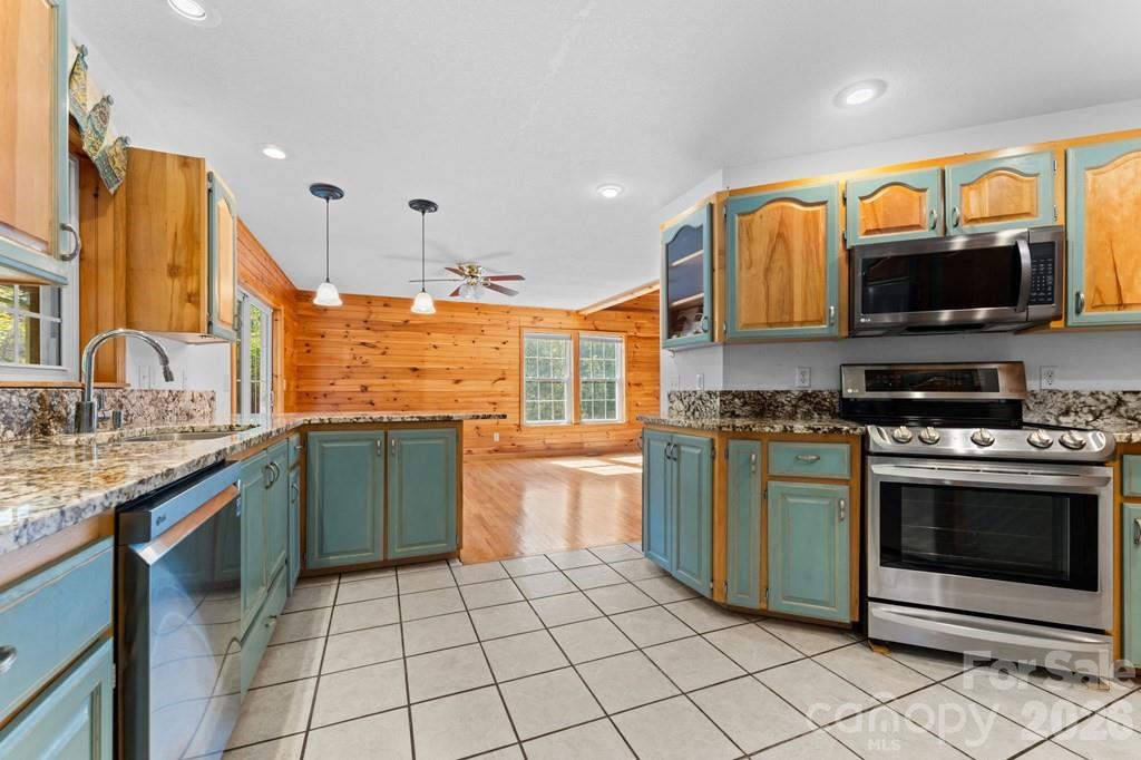 44 Ellistone Court Sylva NC 28779