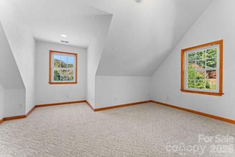 44 Ellistone Court Sylva NC 28779