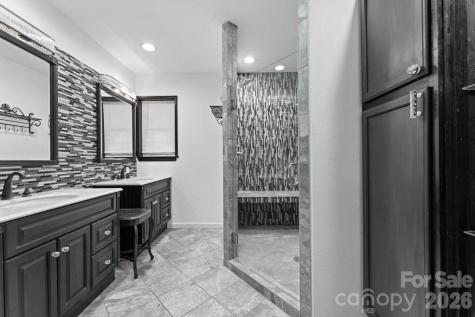 44 Ellistone Court Sylva NC 28779