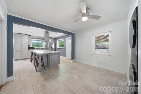 1822 Blowing Rock Boulevard Lenoir NC 28645