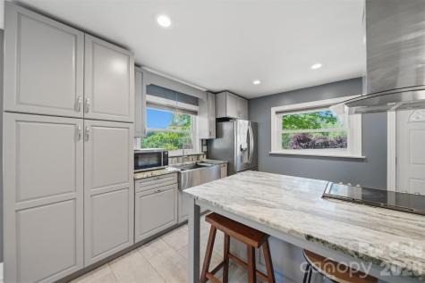 1822 Blowing Rock Boulevard Lenoir NC 28645