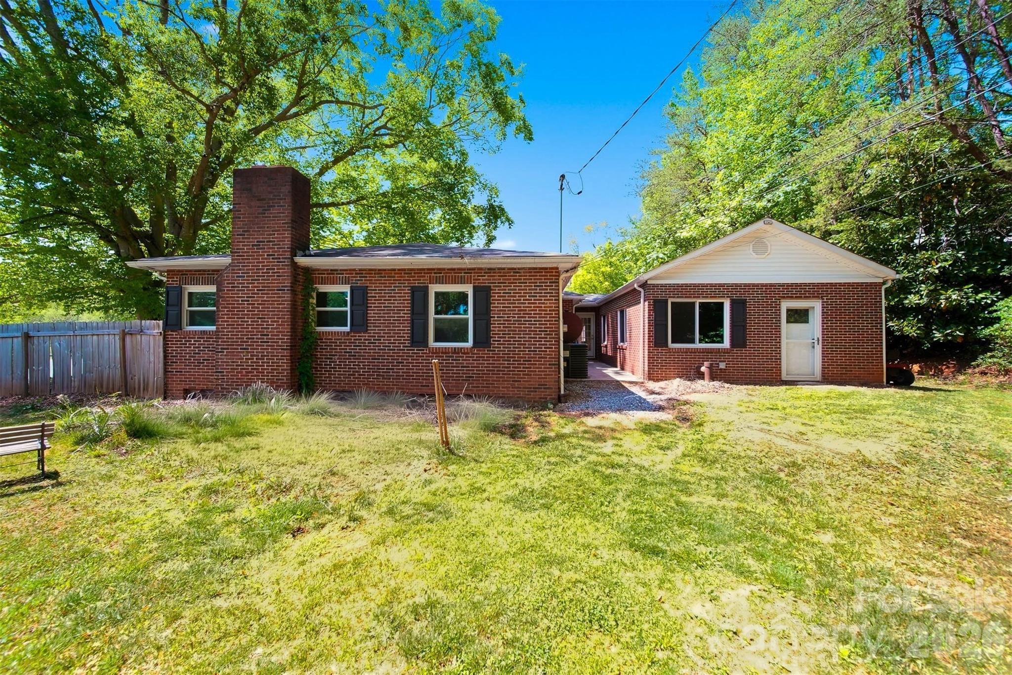 1822 Blowing Rock Boulevard Lenoir NC 28645