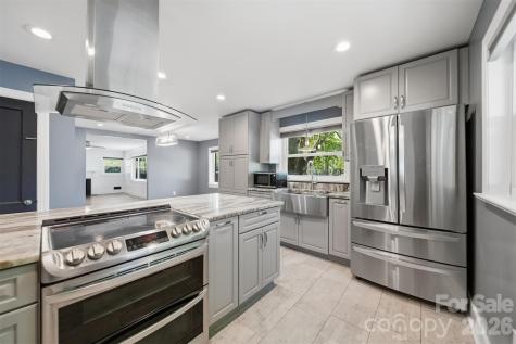 1822 Blowing Rock Boulevard Lenoir NC 28645