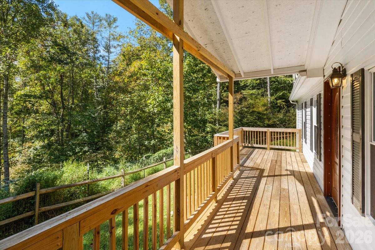 1050 Wyatt Town Road Burnsville NC 28714