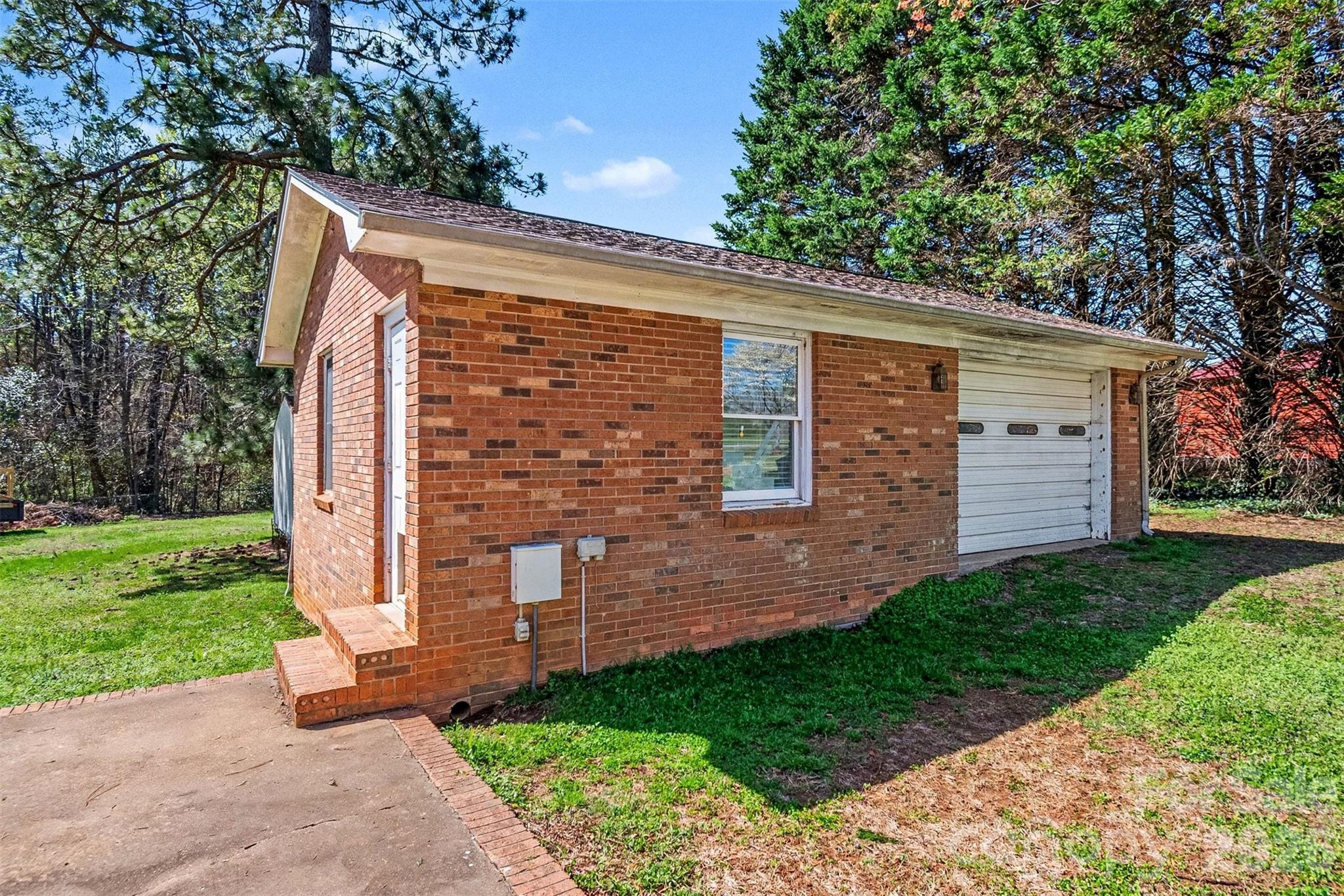 1388 Smith Farm Road Lincolnton NC 28092