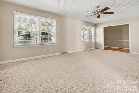 1388 Smith Farm Road Lincolnton NC 28092