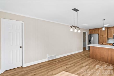1804 Clingman Road Ronda NC 28670