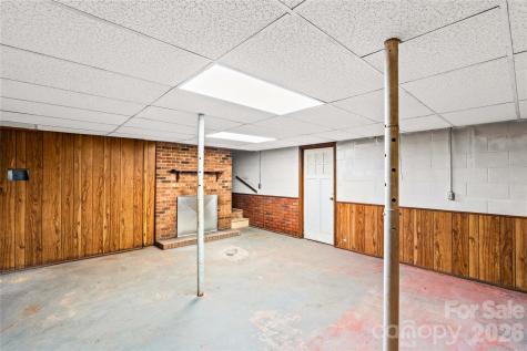 1804 Clingman Road Ronda NC 28670