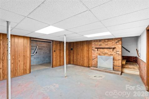 1804 Clingman Road Ronda NC 28670