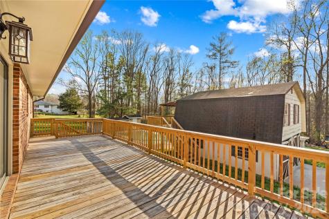 1804 Clingman Road Ronda NC 28670