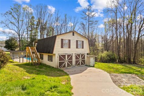 1804 Clingman Road Ronda NC 28670